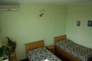 Мотели Sapsan Motel Павлодар Двухместный номер с 2 отдельными кроватями-4